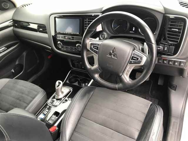 MITSUBISHI OUTLANDER PHEV 2018