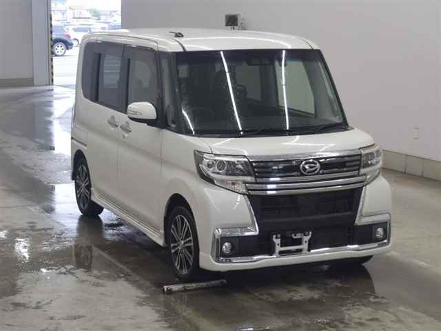 DAIHATSU TANTO 2017
