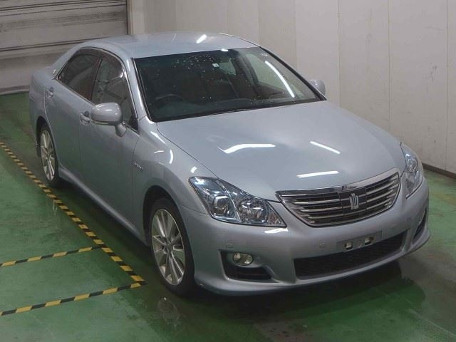 TOYOTA CROWN 2009