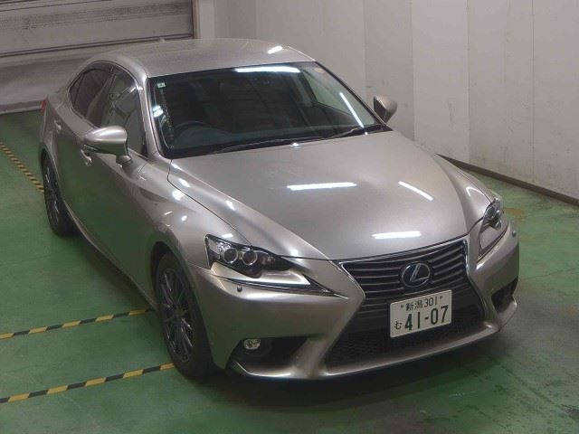 LEXUS IS 2015