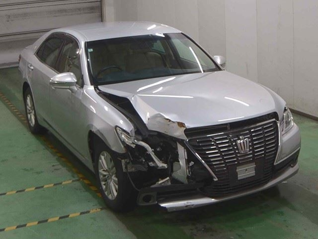 TOYOTA CROWN 2014