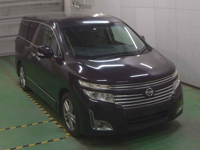 NISSAN ELGRAND 2010