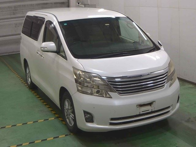 TOYOTA VELLFIRE 2010