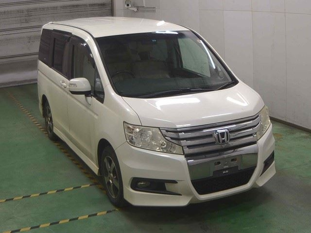 HONDA STEP WAGON 2010