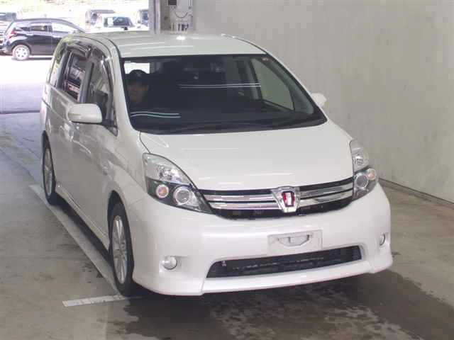 TOYOTA ISIS 2012