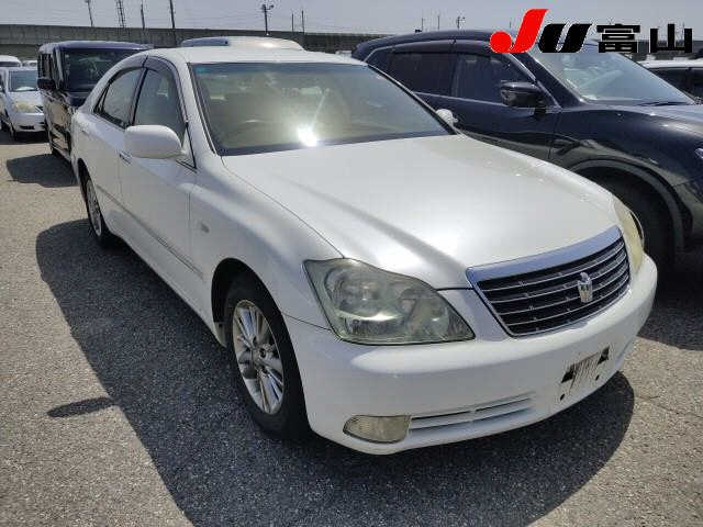TOYOTA CROWN 2005