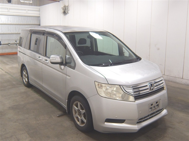 HONDA STEP WAGON 2010