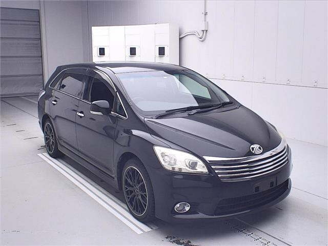 TOYOTA MARK X ZIO 2011