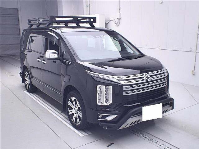 MITSUBISHI DELICA D5 2021