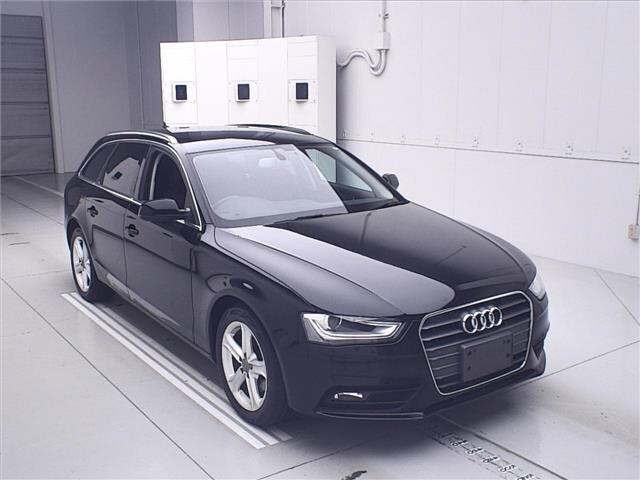 AUDI A4 2015