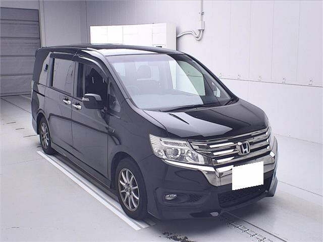 HONDA STEP WAGON 2013