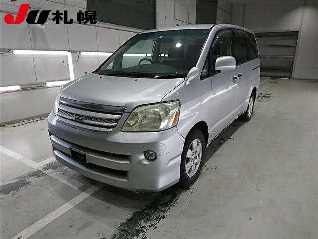 TOYOTA NOAH 2006