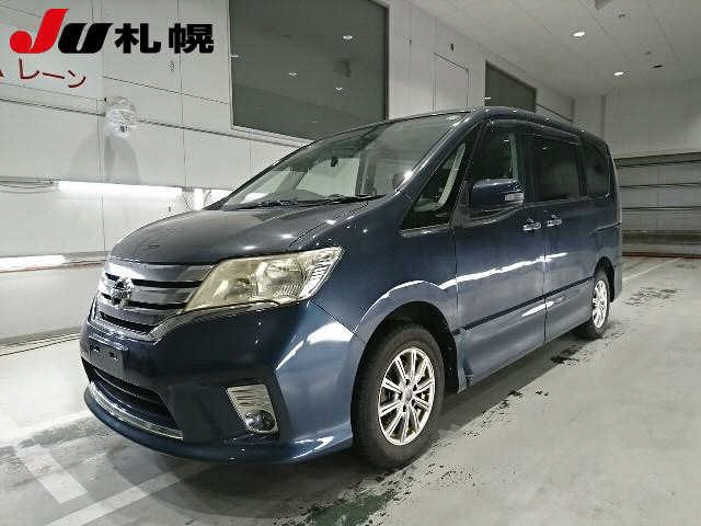 NISSAN SERENA 2011