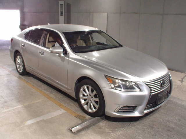 LEXUS LS 2012