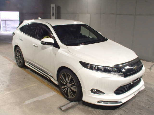 TOYOTA HARRIER 2014