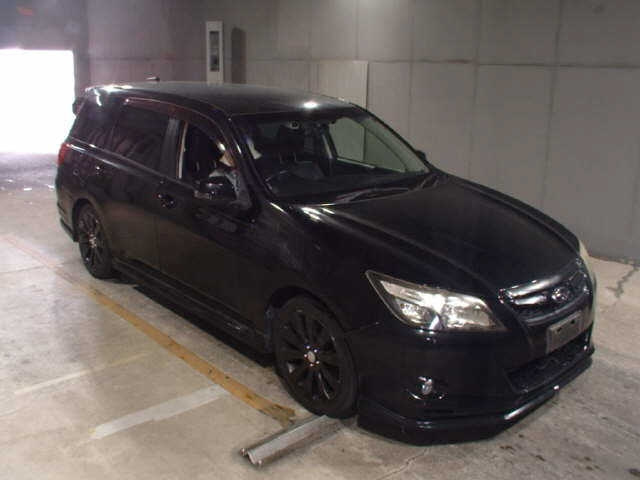 SUBARU EXIGA 2013