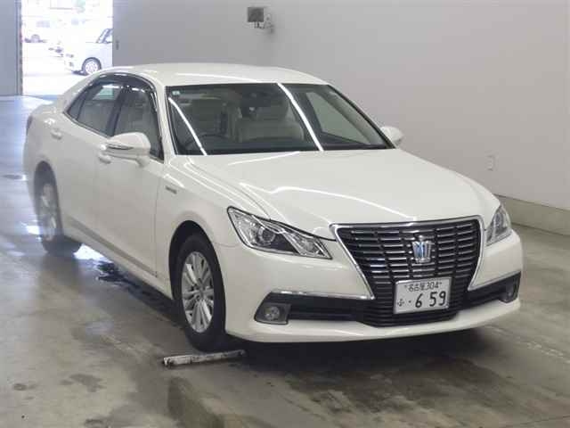 TOYOTA CROWN 2013