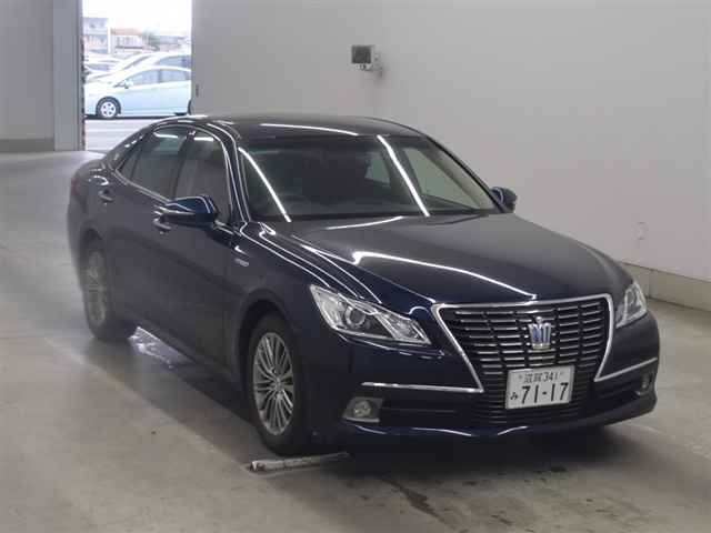 TOYOTA CROWN 2013