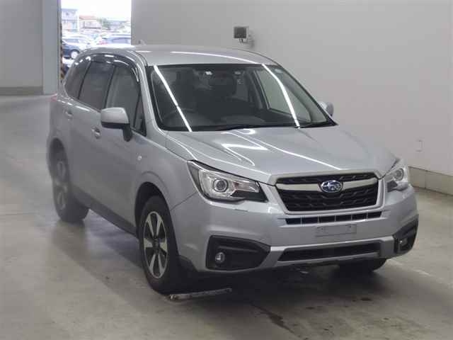 SUBARU FORESTER 2018