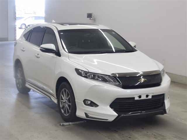 TOYOTA HARRIER 2017