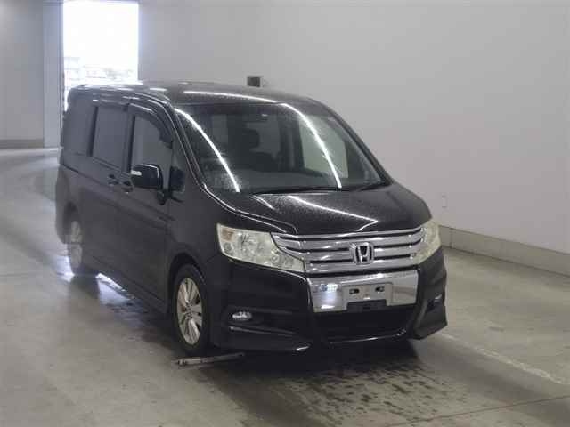 HONDA STEP WAGON 2010