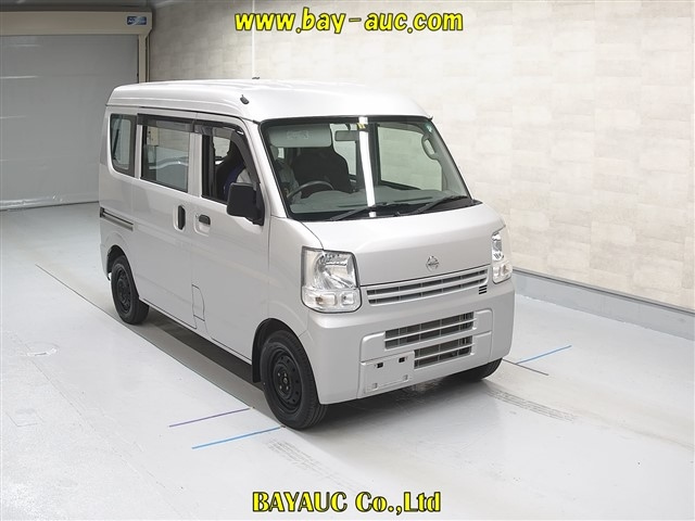 NISSAN CLIPPER VAN