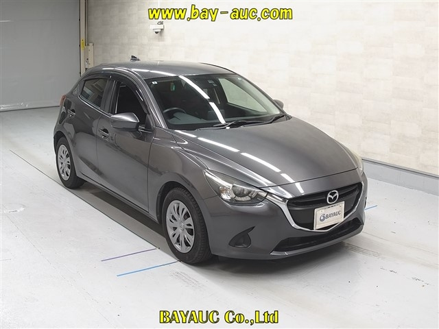MAZDA DEMIO 2017