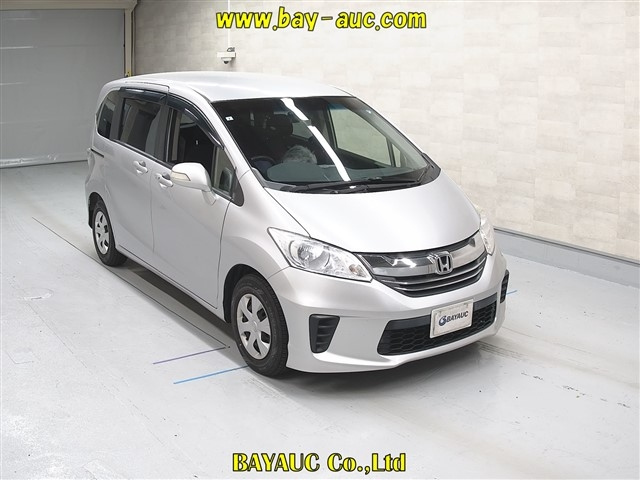 HONDA FREED 2015