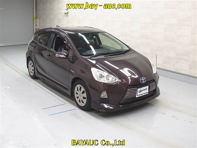 TOYOTA AQUA 2014