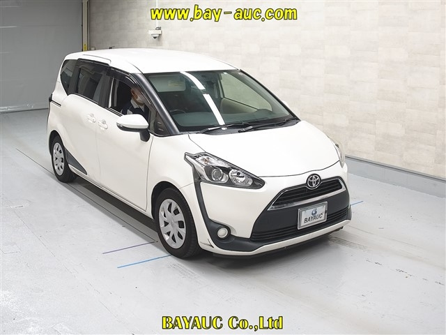 TOYOTA SIENTA 2016