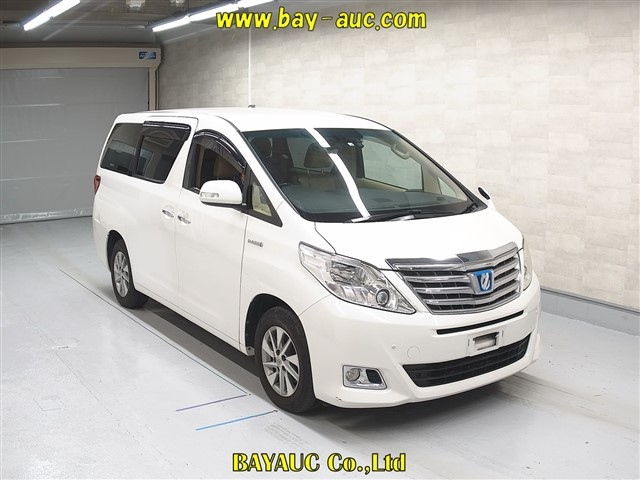 TOYOTA ALPHARD 2013