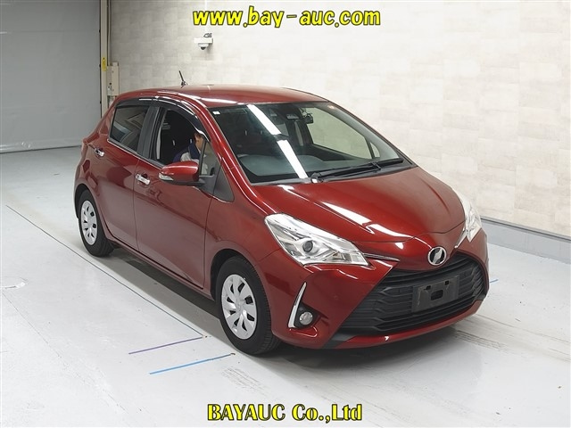 TOYOTA VITZ 2019