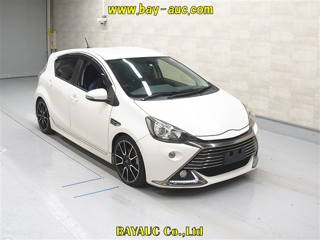 TOYOTA AQUA 2014
