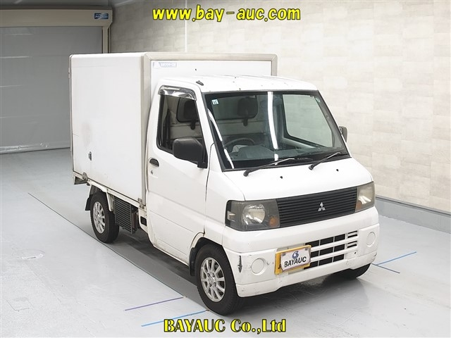 MITSUBISHI MINICAB TRUCK 2006