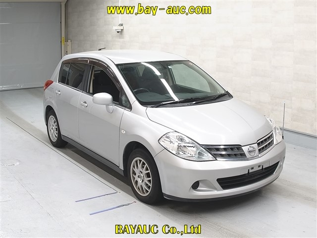 NISSAN TIIDA 2008