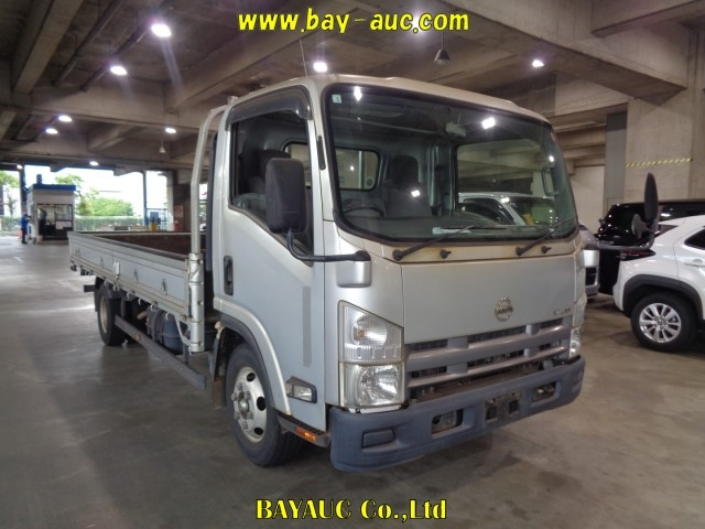 NISSAN ATLAS 2008