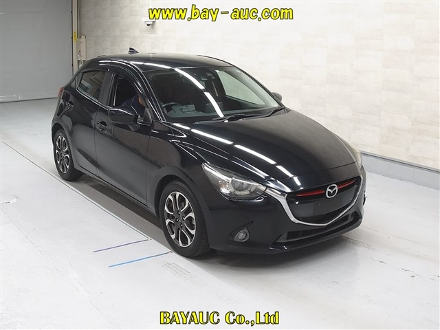 MAZDA DEMIO 2016