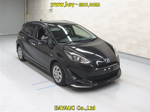 TOYOTA AQUA 2019
