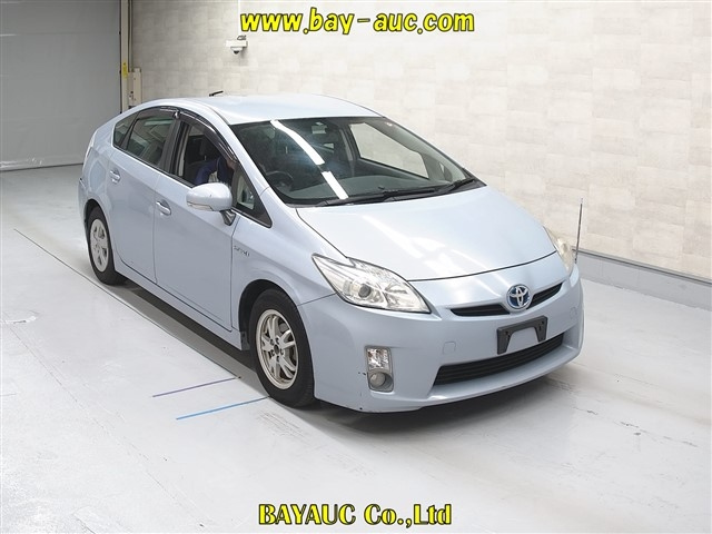 TOYOTA PRIUS 2010
