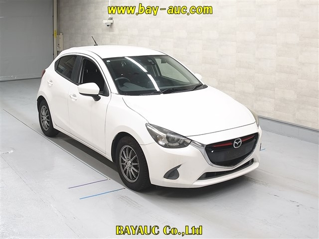 MAZDA DEMIO 2015