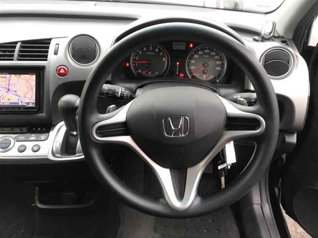 HONDA STREAM 2014