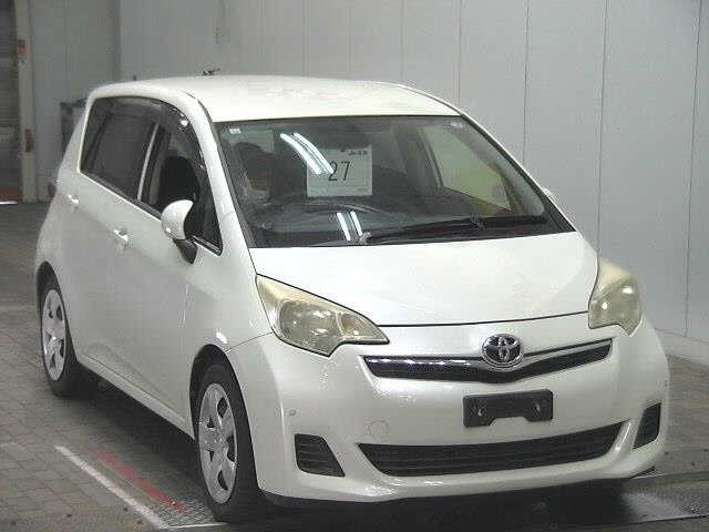TOYOTA RACTIS 2012