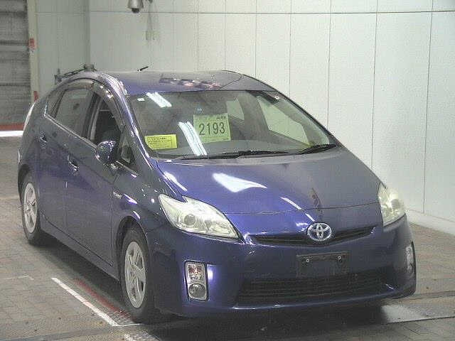 TOYOTA PRIUS 2010