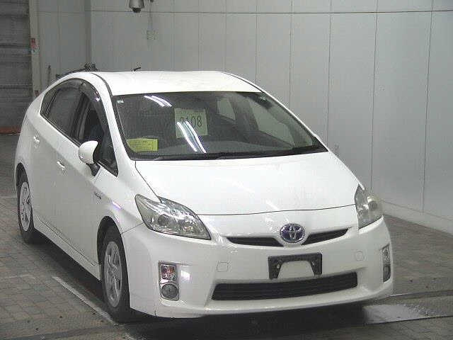 TOYOTA PRIUS 2011