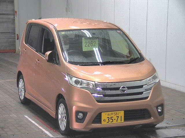 NISSAN DAYZ 2014