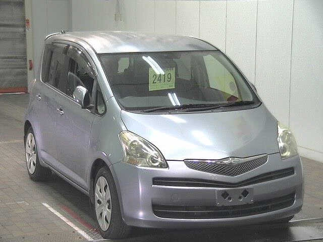 TOYOTA RACTIS 2010