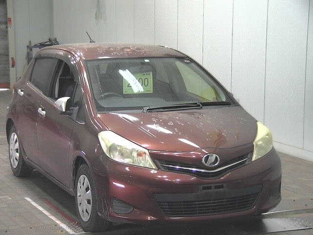 TOYOTA VITZ