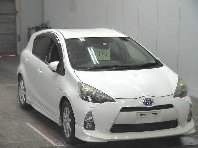 TOYOTA AQUA 2012