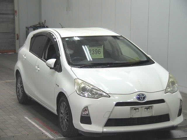 TOYOTA AQUA 2012