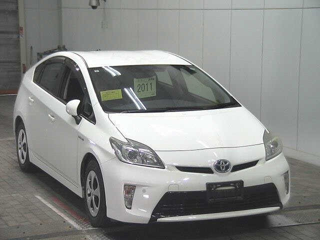 TOYOTA PRIUS 2013
